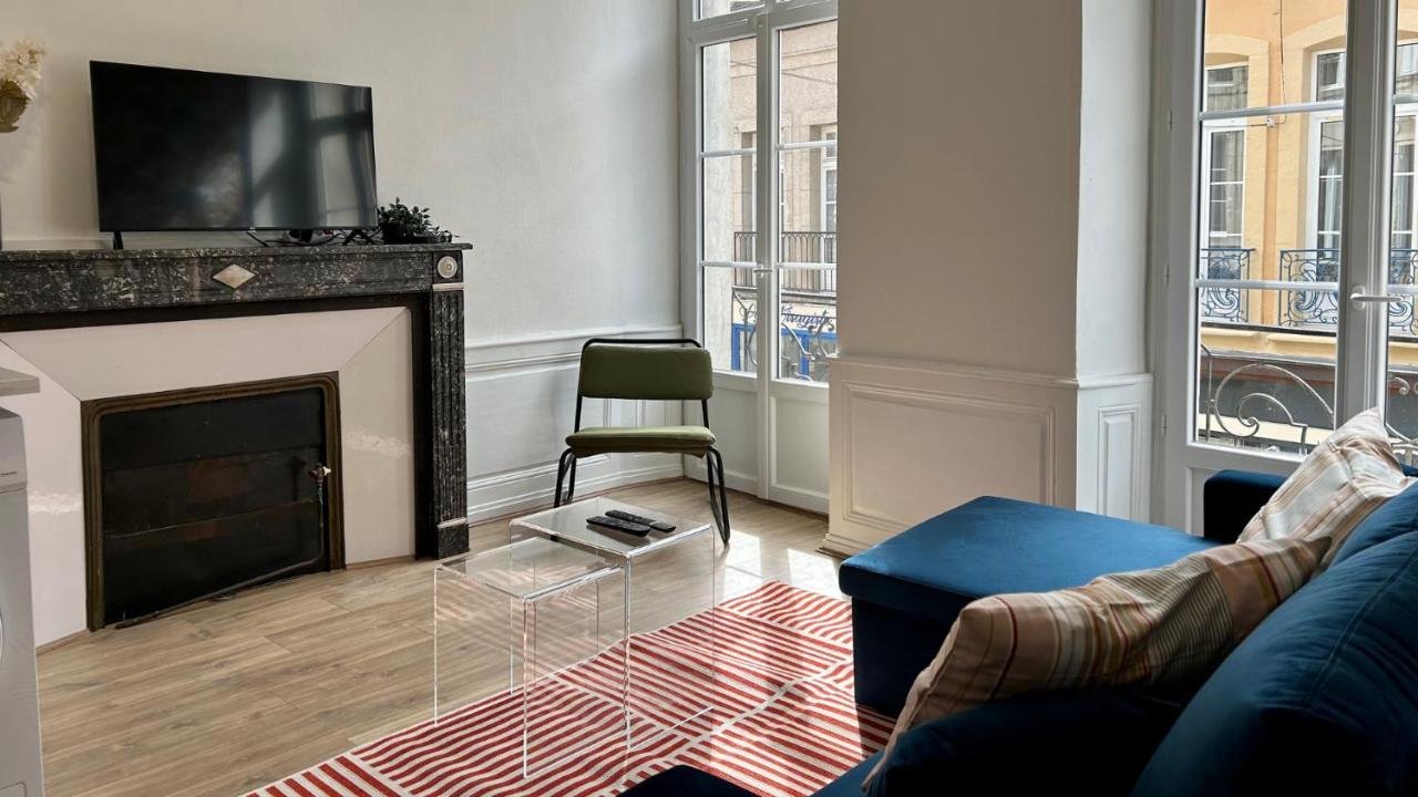 L'Authentique Apartment Отон Екстериор снимка